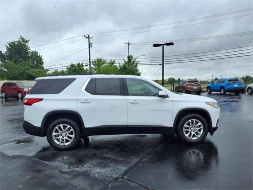 2021 Chevrolet Traverse LT Cloth
