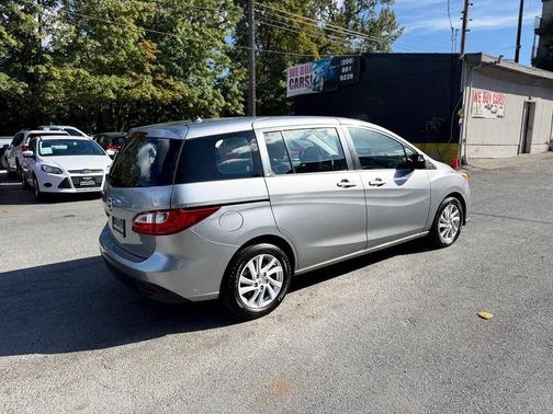 2012 Mazda Mazda5 Sport