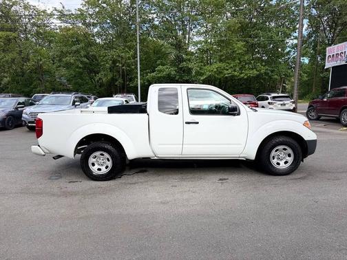 Glacier White 2018 Nissan Frontier S