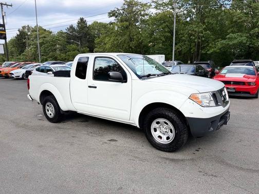 Glacier White 2018 Nissan Frontier S