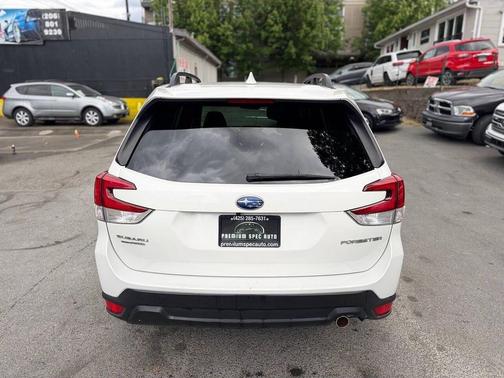 2020 Subaru Forester Premium