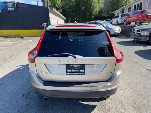 2013 Volvo XC60 T6 Premier Plus