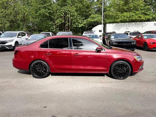 Cardinal Red Metallic 2016 Volkswagen Jetta 1.8T SEL