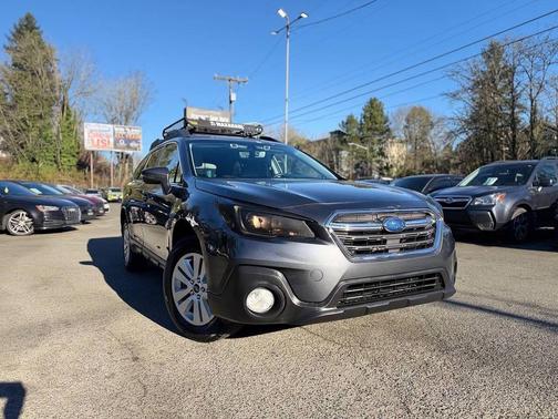 2018 Subaru Outback 2.5i Premium