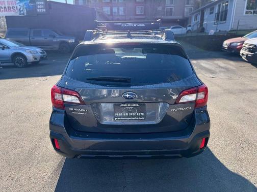 2018 Subaru Outback 2.5i Premium