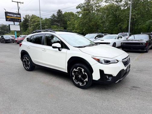Crystal White Pearl 2023 Subaru Crosstrek Limited