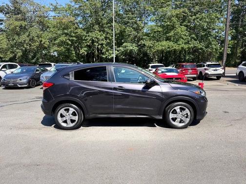 Modern Steel Metallic 2017 Honda HR-V EX