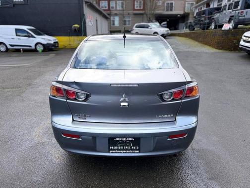 2017 Mitsubishi Lancer SE