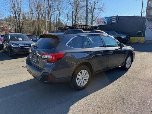 2018 Subaru Outback 2.5i Premium