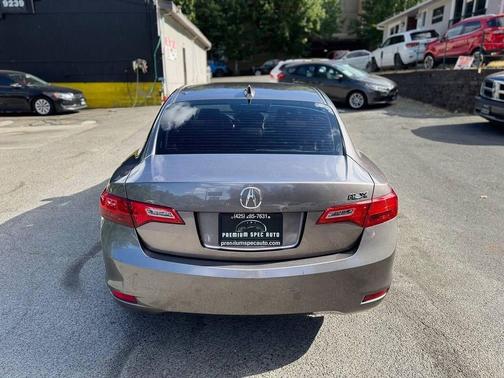 2013 Acura ILX 2.0L Technology