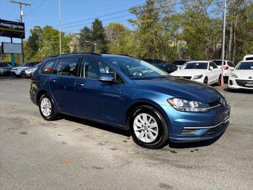 2019 Volkswagen Golf SportWagen TSI S