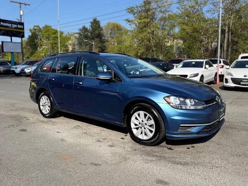 2019 Volkswagen Golf SportWagen TSI S