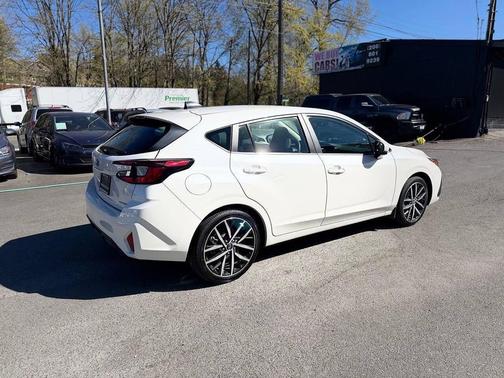 Crystal White Pearl 2024 Subaru Impreza Sport