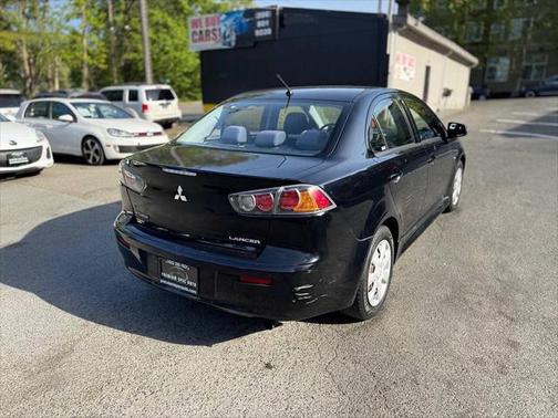2015 Mitsubishi Lancer SE
