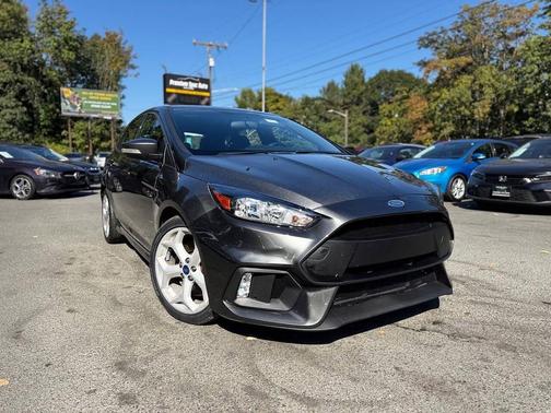 2017 Ford Focus ST 
