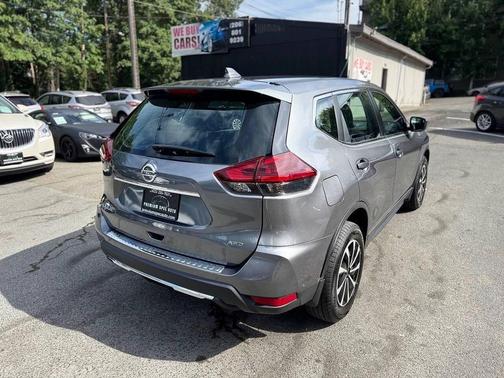 2020 Nissan Rogue S