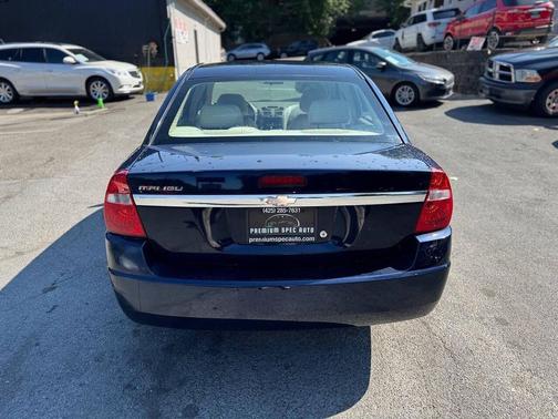 2004 Chevrolet Malibu Base