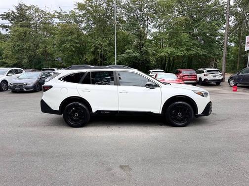 Crystal White Pearl 2020 Subaru Outback Base