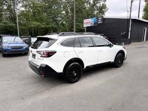 Crystal White Pearl 2020 Subaru Outback Base