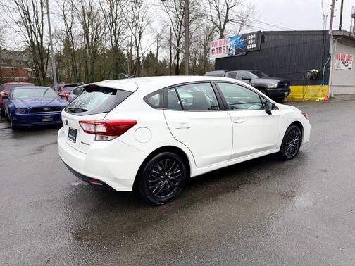 2019 Subaru Impreza 2.0i