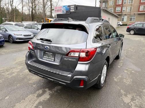 2018 Subaru Outback 2.5i Premium