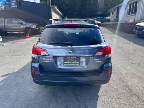 2013 Subaru Outback 3.6R Limited