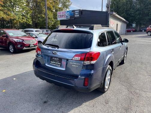2013 Subaru Outback 3.6R Limited