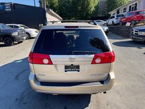 2008 Toyota Sienna XLE