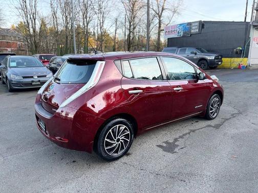 2016 Nissan Leaf S