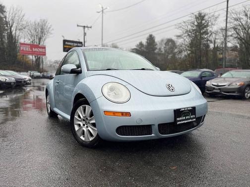 2009 Volkswagen New Beetle S