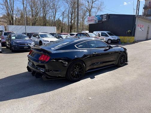 2017 Ford Mustang GT
