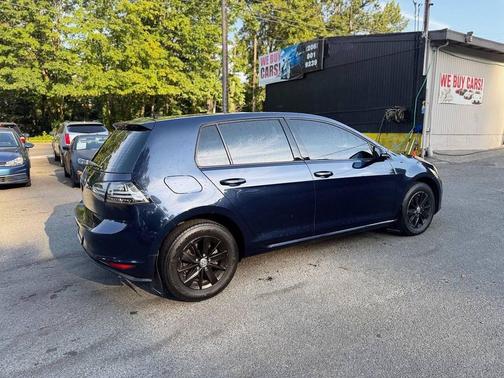 2016 Volkswagen Golf TSI S 4-Door