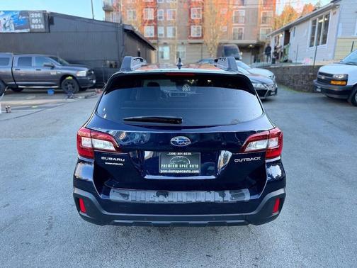 Dark Blue Pearl 2018 Subaru Outback 2.5i Limited