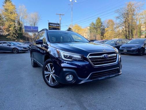 Dark Blue Pearl 2018 Subaru Outback 2.5i Limited