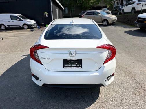White 2018 Honda Civic EX