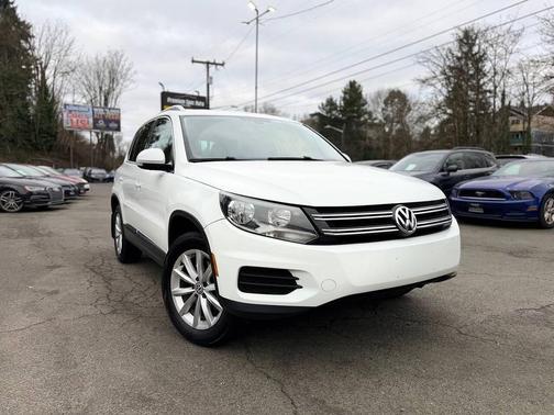 2017 Volkswagen Tiguan 2.0T Wolfsburg Edition