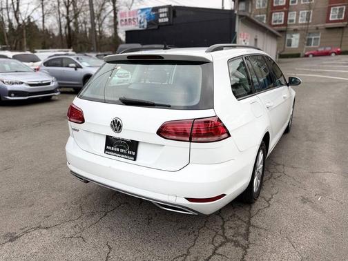 2019 Volkswagen Golf SportWagen TSI S