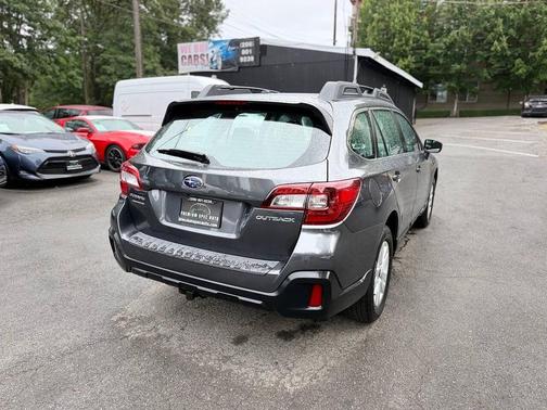 Gray 2019 Subaru Outback 2.5i