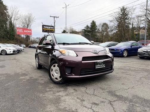 2013 Scion xD Base 4dr Hatchback 4A