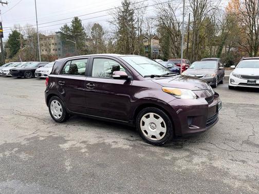 2013 Scion xD Base 4dr Hatchback 4A