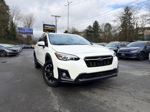 Crystal White Pearl 2021 Subaru Crosstrek Premium