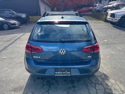 2017 Volkswagen Golf TSI Wolfsburg Edition 4-Door