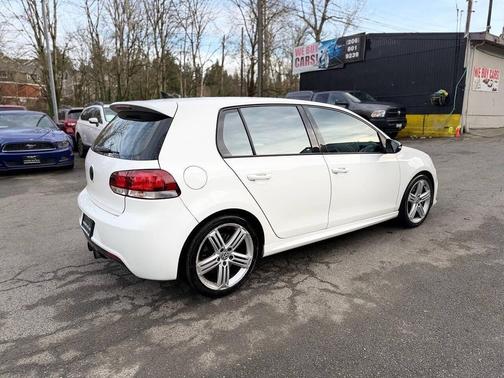 2012 Volkswagen Golf R 4-Door w/DCC & Navigation
