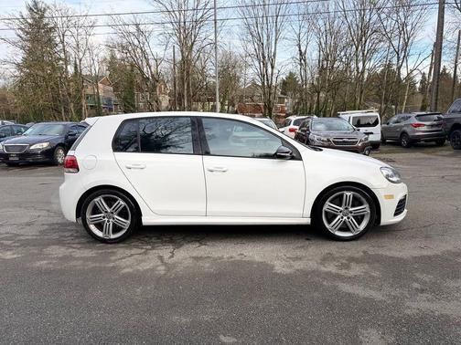 2012 Volkswagen Golf R 4-Door w/DCC & Navigation