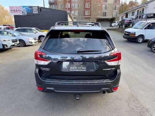 Gray 2019 Subaru Forester Limited