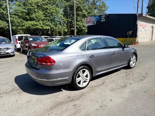 2012 Volkswagen Passat Base