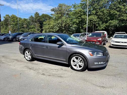 2012 Volkswagen Passat Base