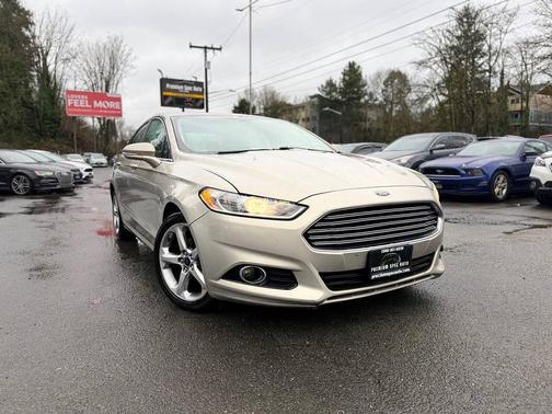 2015 Ford Fusion SE