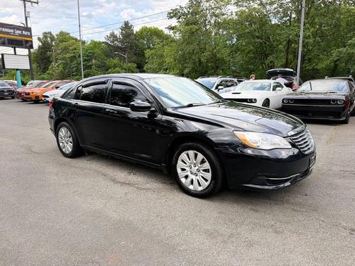 Black Clearcoat 2014 Chrysler 200 LX