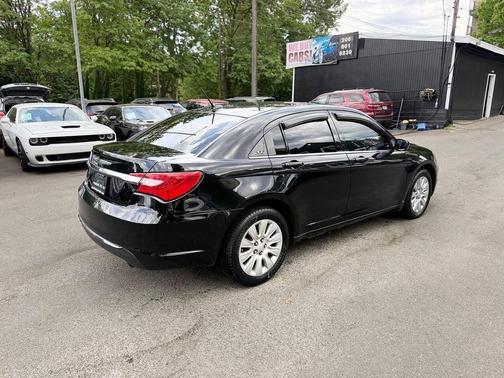 Black Clearcoat 2014 Chrysler 200 LX